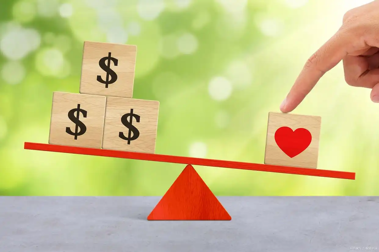 在线配资炒股加杠杆操作策略解析：如何在正规平台放大盈利