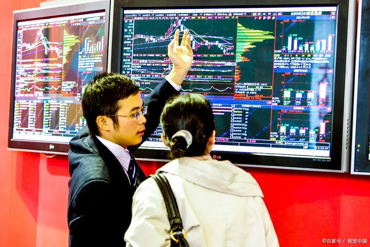 炒股不狂妄自大做自己熟悉的事_炒股赚钱_炒股不借钱不玩杠杆闲钱做